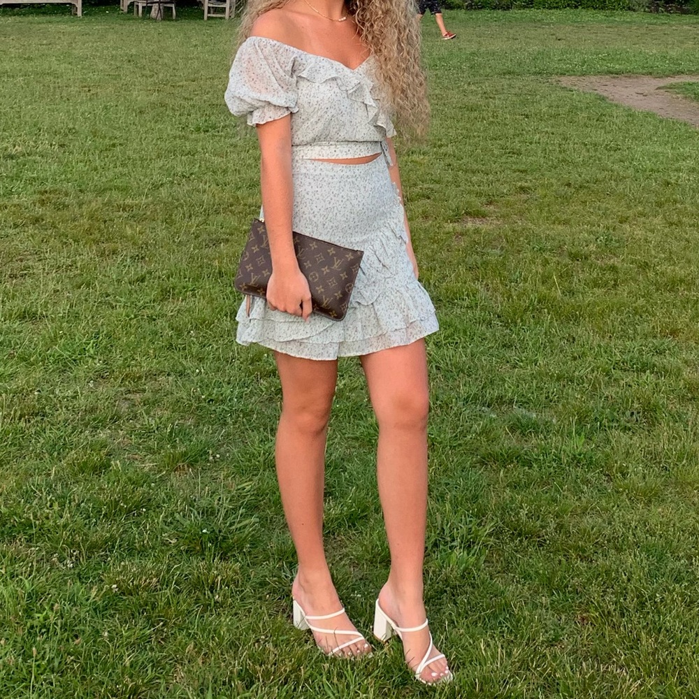 Skirt set